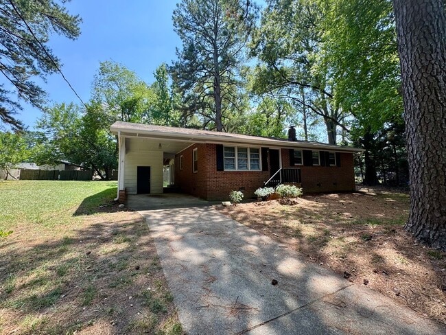 Building Photo - 505 Locust Ln