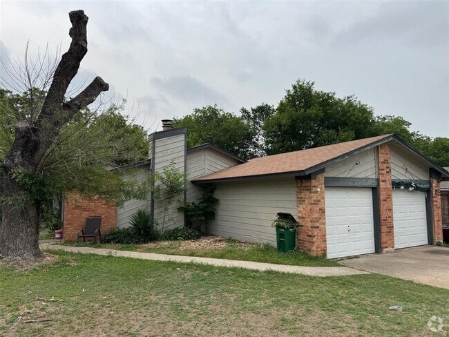 Building Photo - 10805 Lanshire Dr Rental