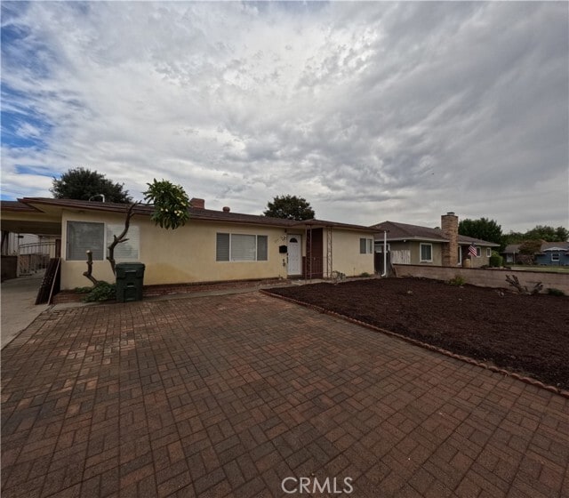 255 W La Verne Ave