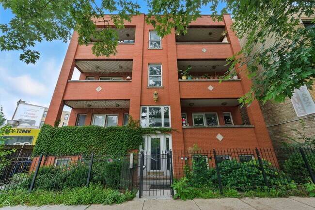 Building Photo - 1535 N Wicker Park Ave Unit GE Rental