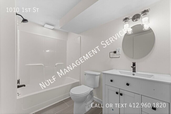 Photo - 1010 1st St