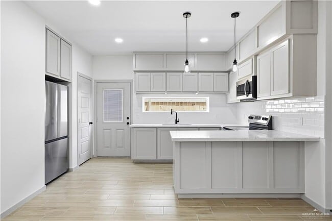 1217 Rosewood Ln Unit 2