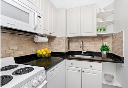 Photo - 26 Winchester St Unit 808
