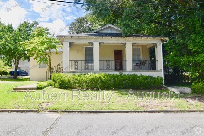 Building Photo - 1545 Heath St Rental