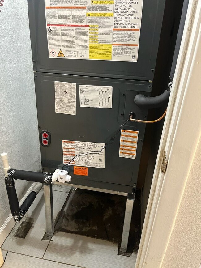 Photo - For Rent 4-Bedroom, 2-Bathroom single-family home