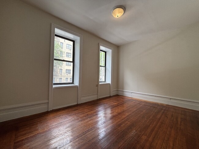 Building Photo - 182 Claremont Ave Rental