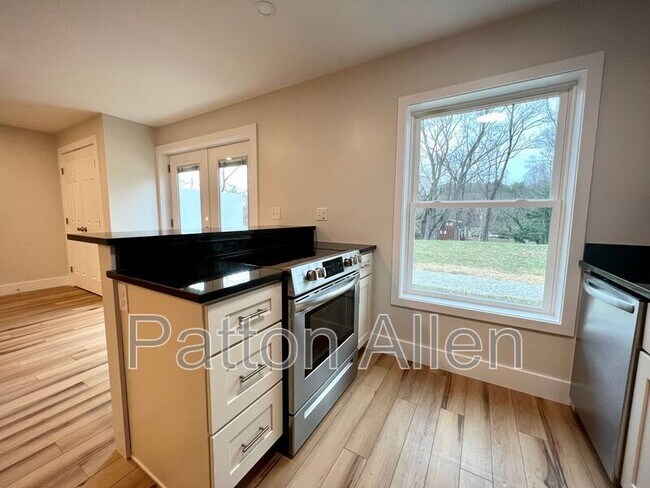 24.5 Crestview St