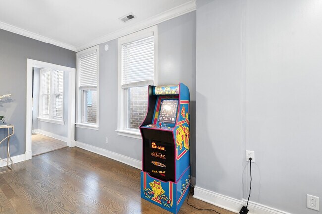 1408 W Ohio St Unit SI ID1244924P