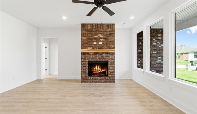 Photo - 4856 W Aurora St