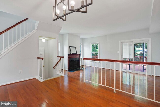 Photo - 8498 Laurel Oak Dr