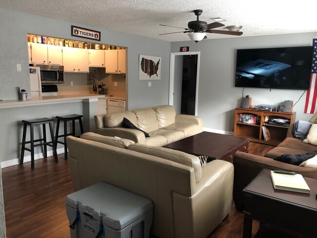 Photo - 626 Shug Jordan Pkwy Unit 225