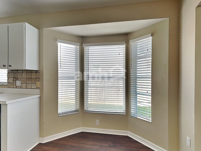 Photo - 1309 Lake Shore Ranch Dr