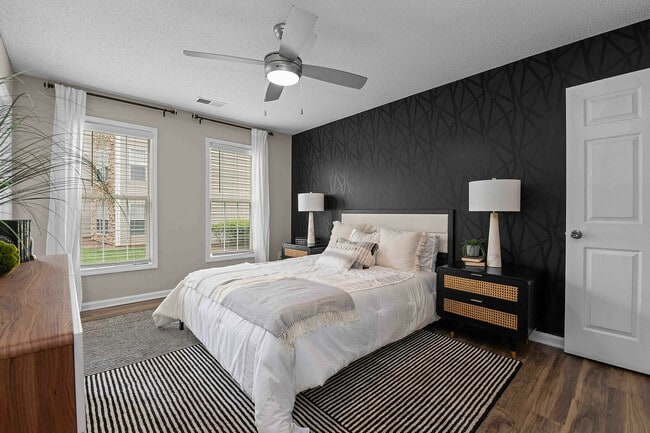 Photo - Avana Avebury