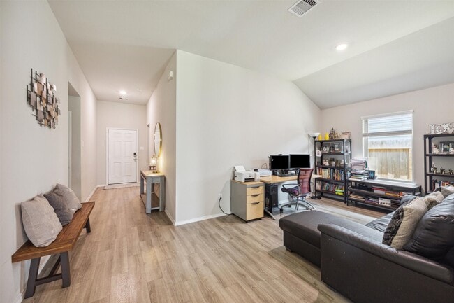 Photo - 6414 Fiddlewood Thicket Ln