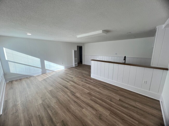 Photo - Cozy 1-Bedroom Triplex Unit with New Appliances