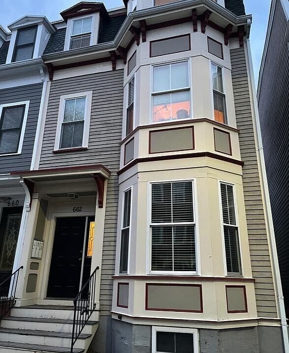 Photo - 662 E 7th St Condo Unit 3