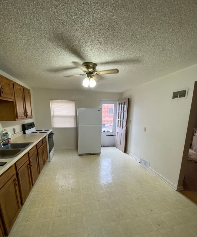 Photo - One bedroom apartment in Alton
