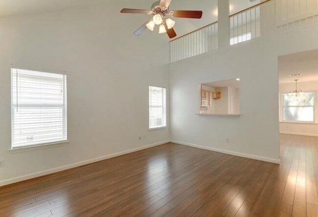 Photo - 211 Cadillac Cove