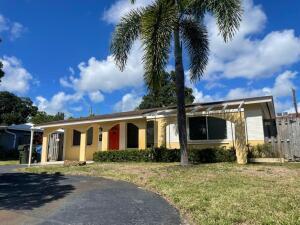 Building Photo - 851 NE 48th St Rental