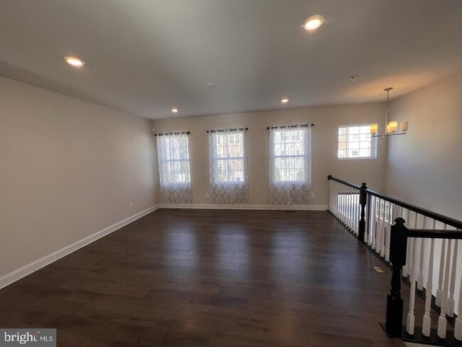 Building Photo - 23788 Myrtle Glen Way Rental