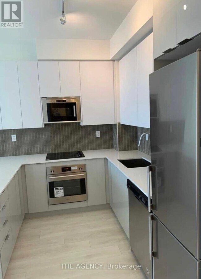 Photo - 2916 Hwy 7 Unité 2810