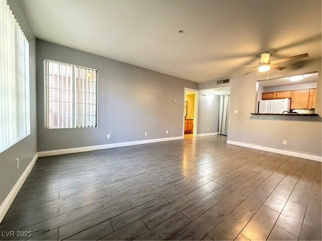 Photo - 2121 Sealion Dr Unidad 106