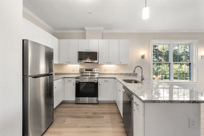 Photo - 240 Main St Unidad 303