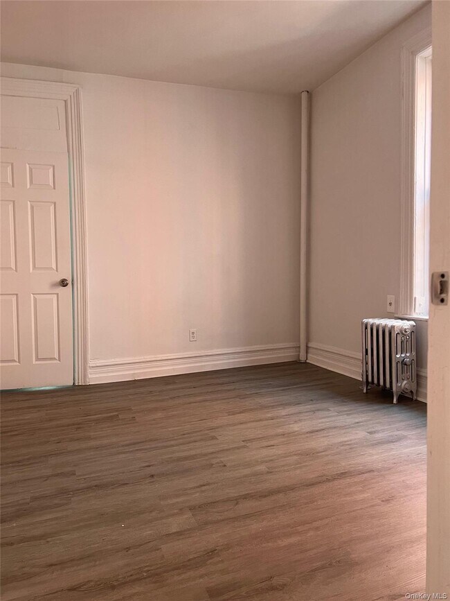 Photo - 1810 Barnes Ave