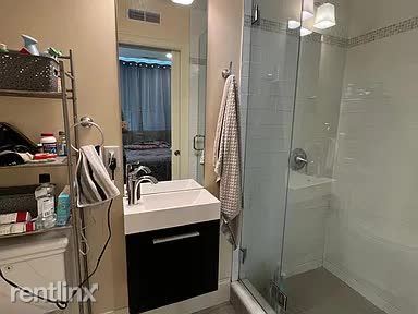 Photo - 4 br, 3 bath House - 6 Cufflin St Apt 1E