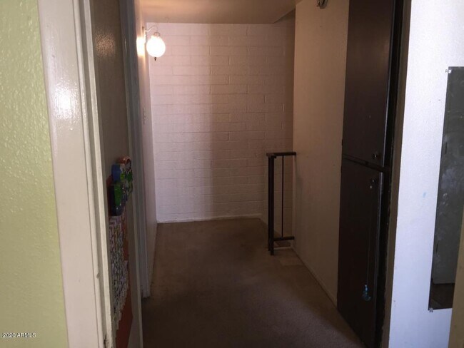 Photo - 5214 N 42nd Ln