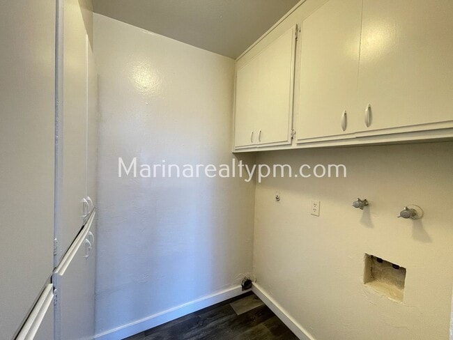 444 Corcoran Ave Unidad 444 Corcoran Ave #2