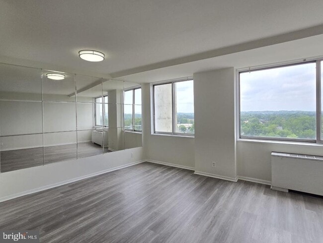 Building Photo - 301 N Beauregard St Unit 1110