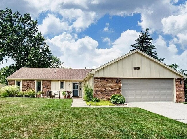 Building Photo - 2127 Skyhawk Dr