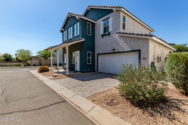 Photo - 371 N 157th Ln