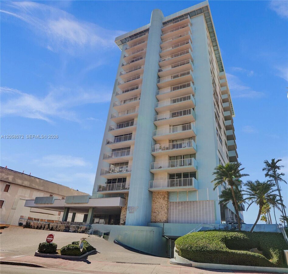Photo - 5838 Collins Ave Unit 5G