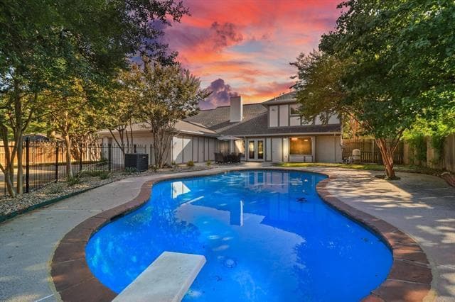 Building Photo - 207 Fresh Meadow Dr