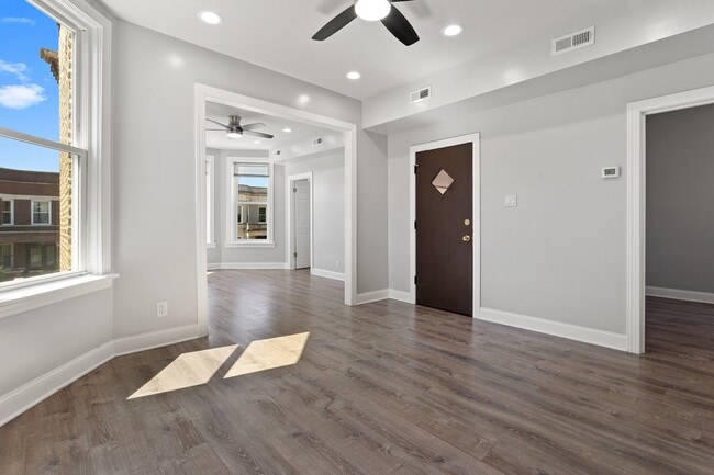 Photo - 6239 S Langley Ave