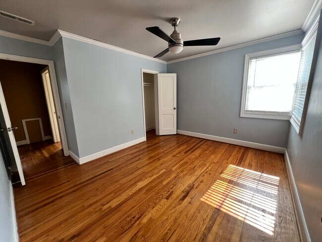 Photo - 100 Lewis Dr