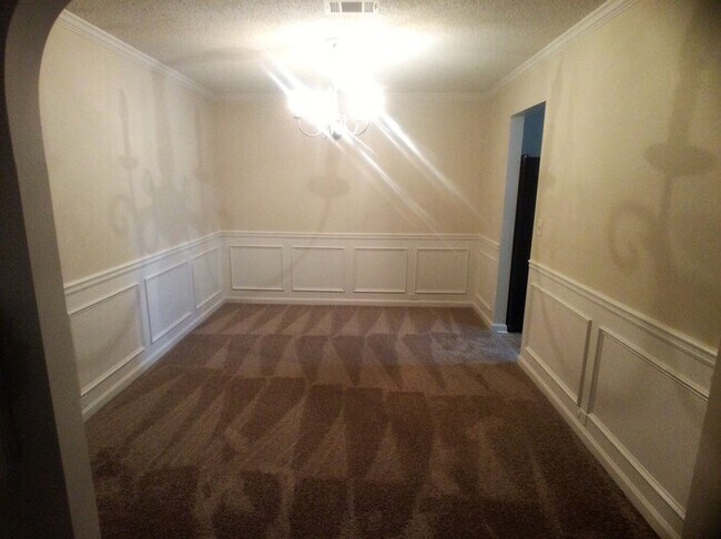 Photo - 1894 Roble Dr