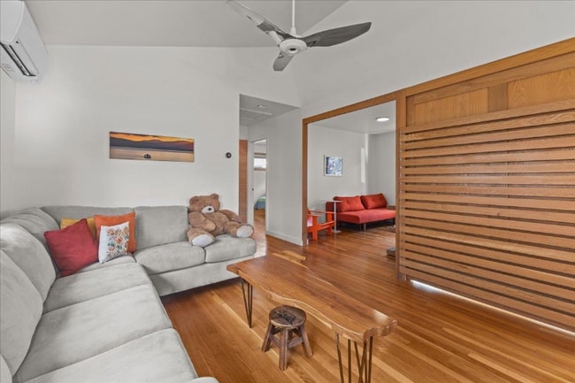 Photo - 44 Ferguson Ave