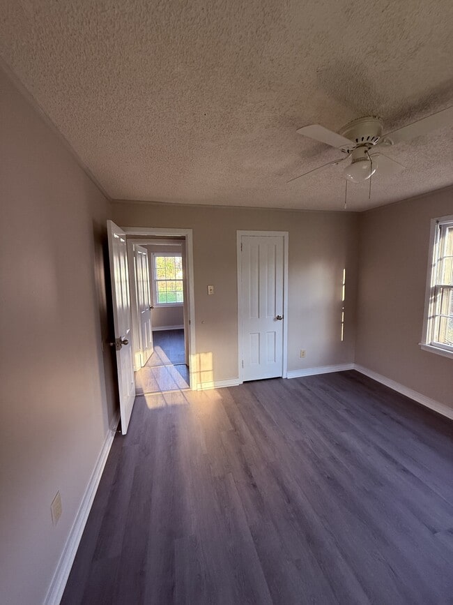 Photo - 724 McArthur Blvd