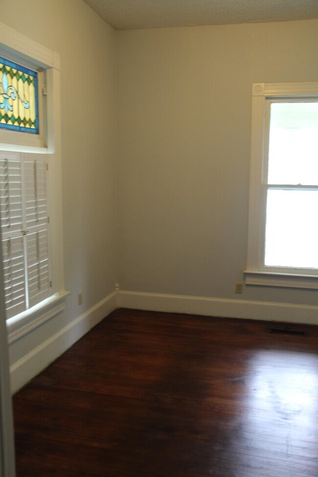 Photo - 459 Glenwood Ave SE