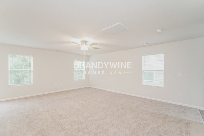 Photo - 8425 Deerwood Rd