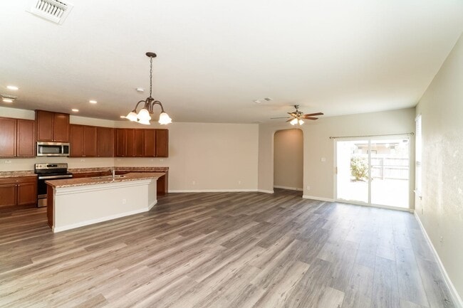 Photo - 2012 Brandywine Dr