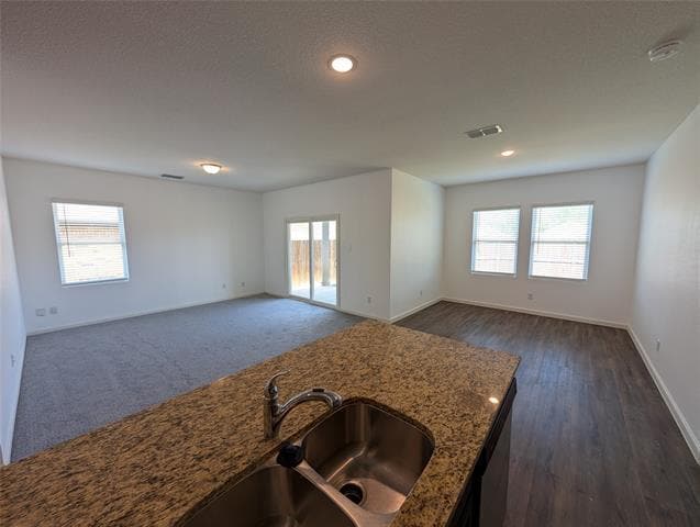 Photo - 820 Cedar Elm Dr