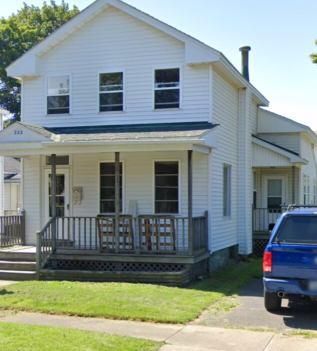 Photo - 222 W 4th St Unit 2