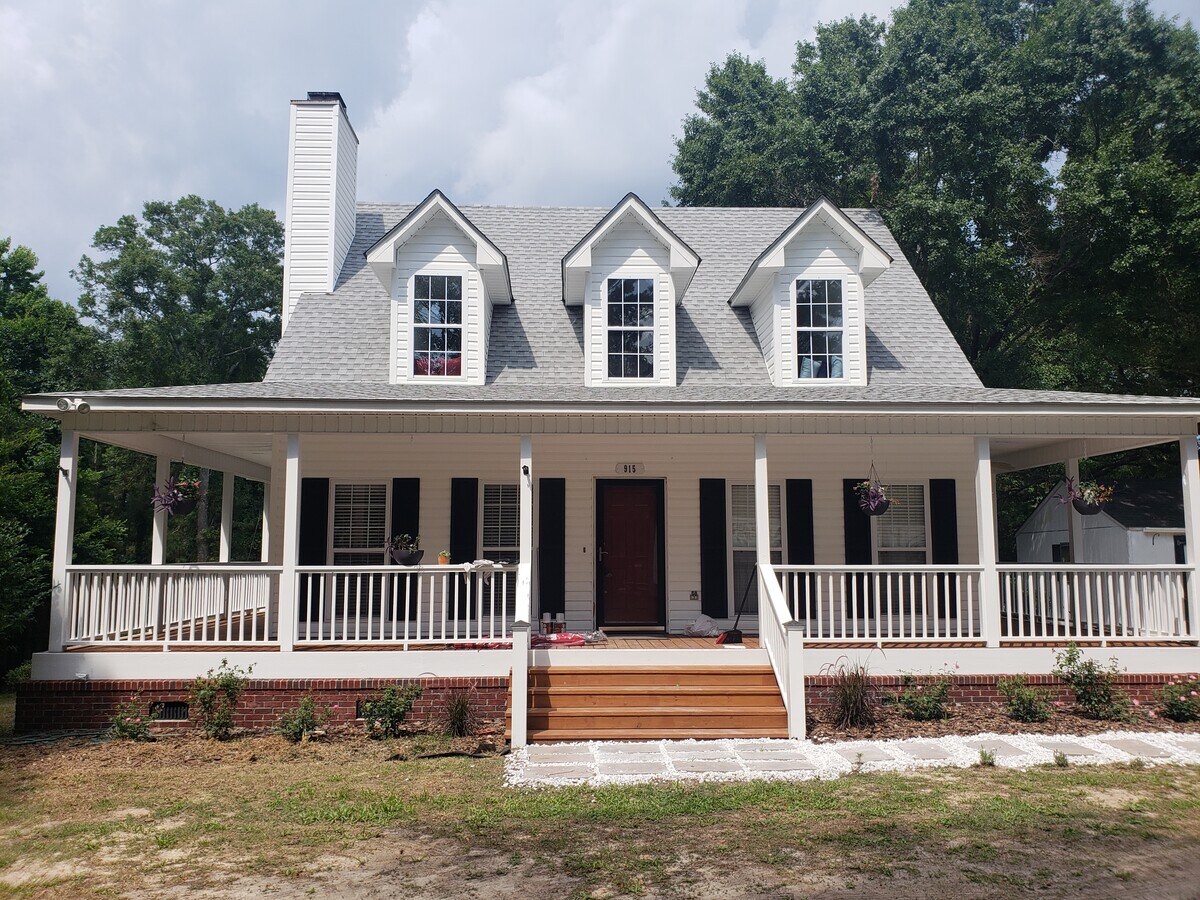 Photo - 915 Seven Oak Dr House