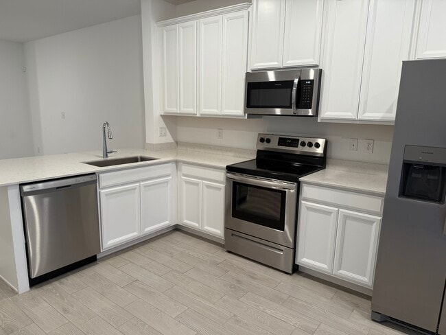 Photo - 3409 SW 34th Avenue Cir