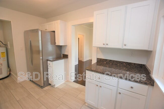 Photo - 213 E Patterson St