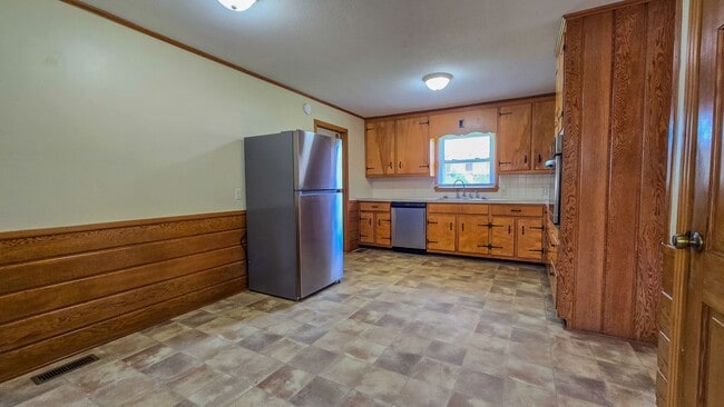 Photo - 2460 Sedalia Dr